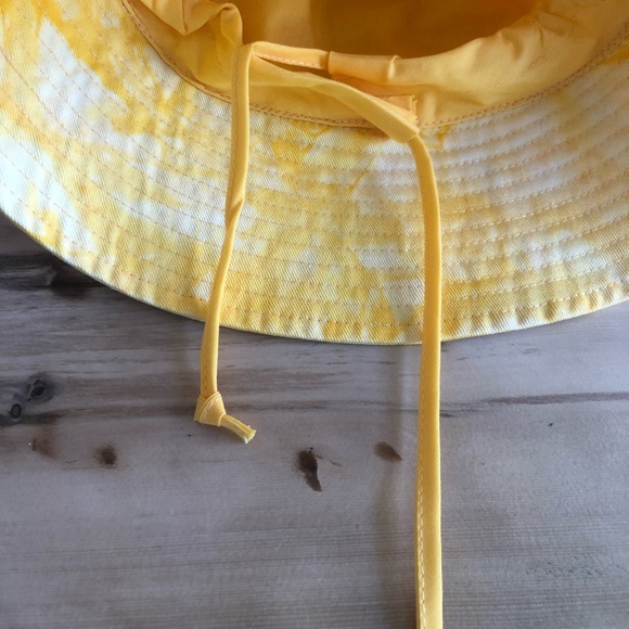 NWOT WILD FABLE Bucket Hat - Yellow - Picture 8 of 9